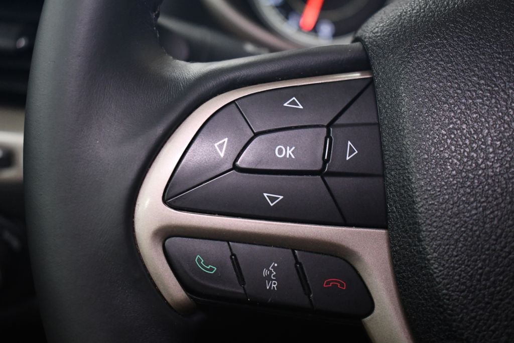 2016 Jeep Cherokee Latitude - Photo 23