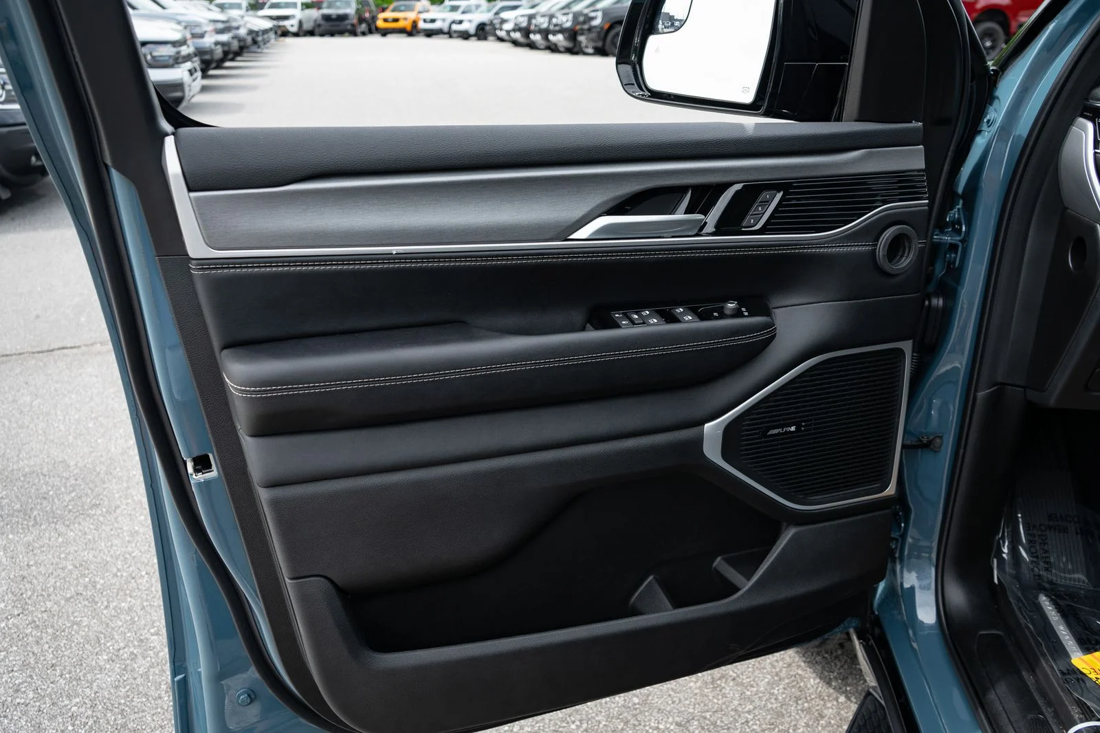 New 2026 Steel Blue Exterior Paint Jeep Upland image 17