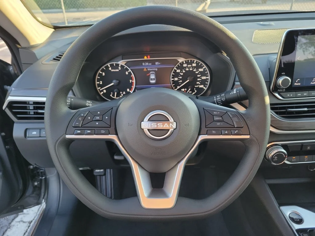 New 2026 Gray Nissan 2.5 SV image 27