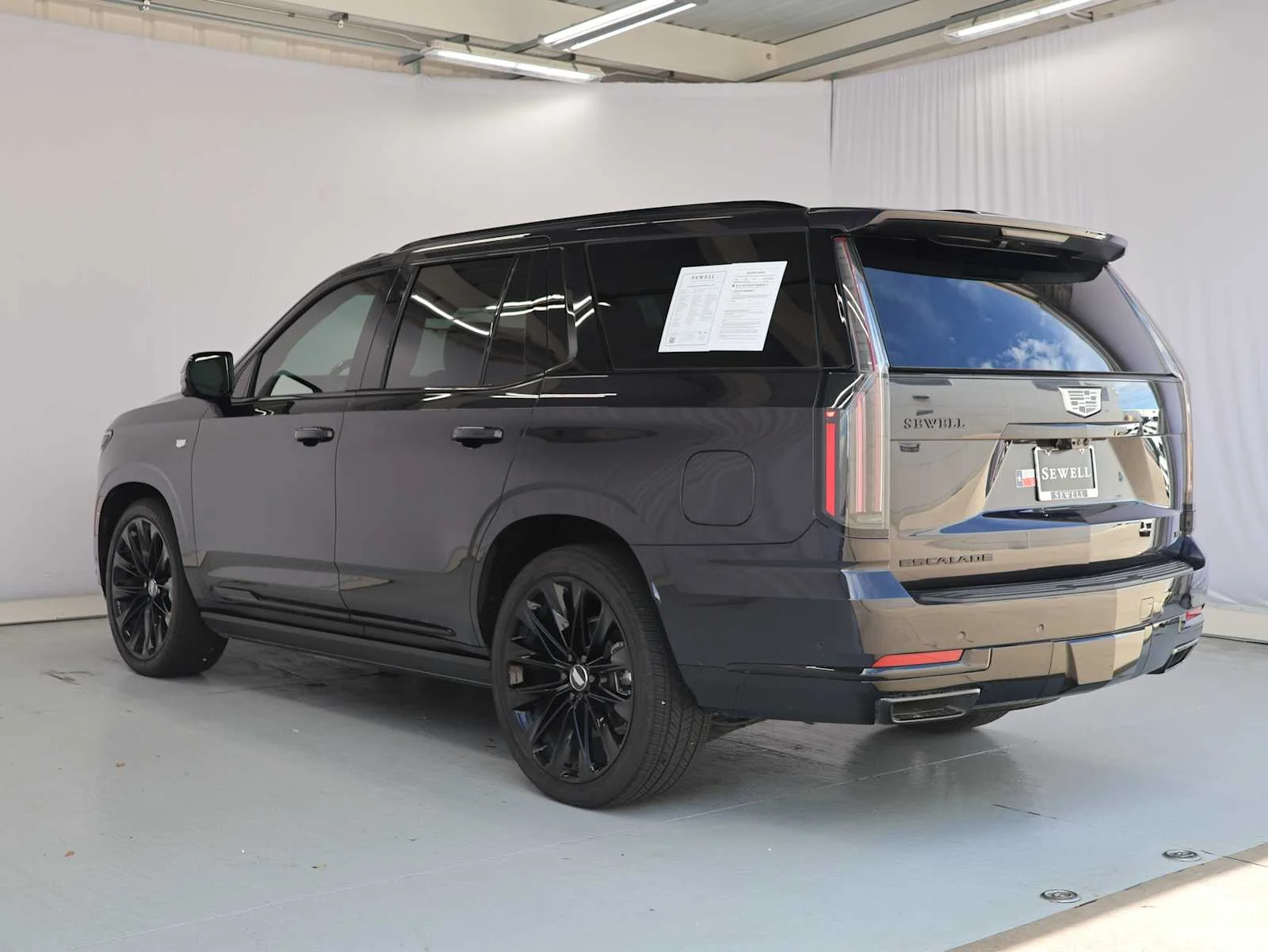 Used 2026 Galactic Gray Metallic Cadillac 4WD Platinum Sport image 6