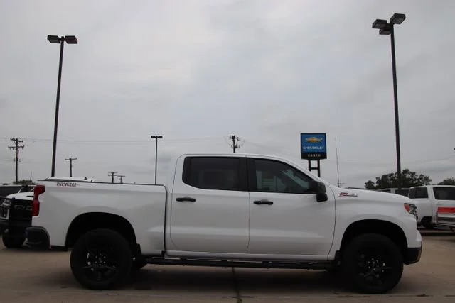 New 2026 Summit White Chevrolet LT Trail Boss image 2