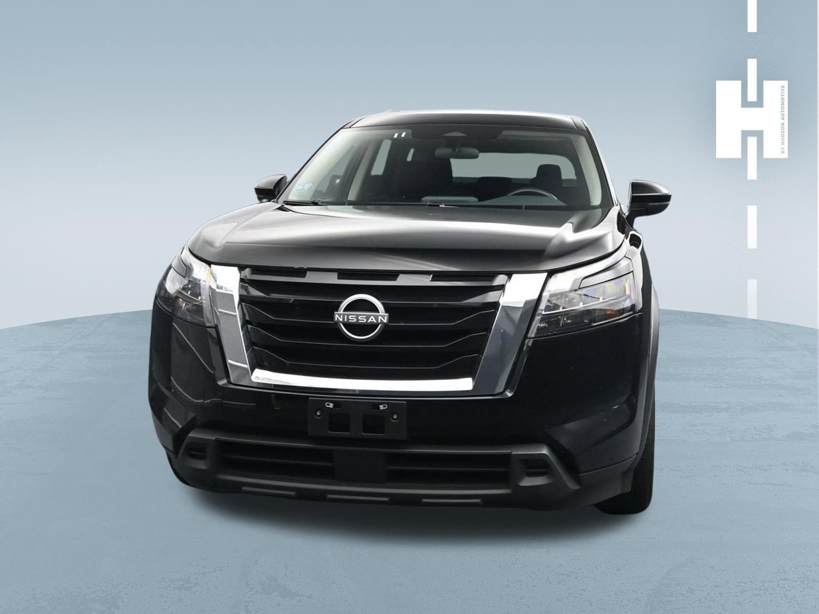 Used 2025 Super Black Nissan SV image 2