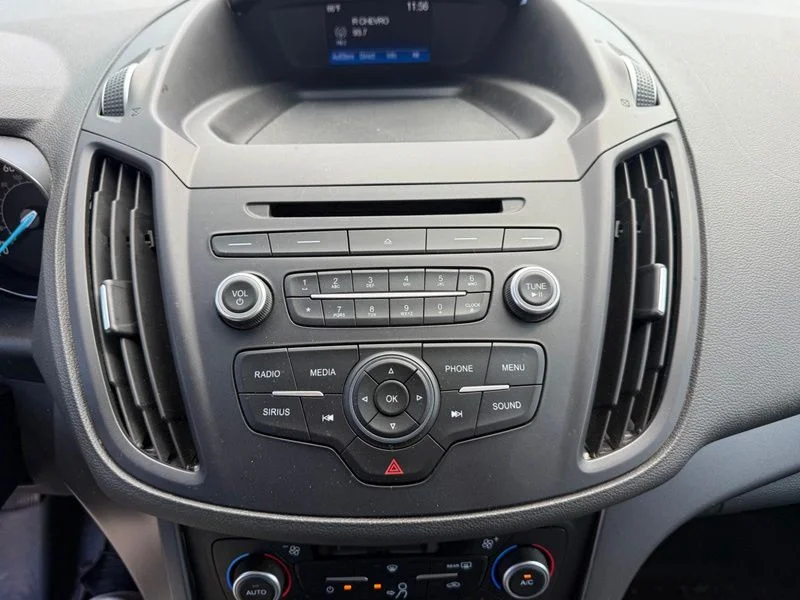 Used 2018 Silver Ford SE image 10