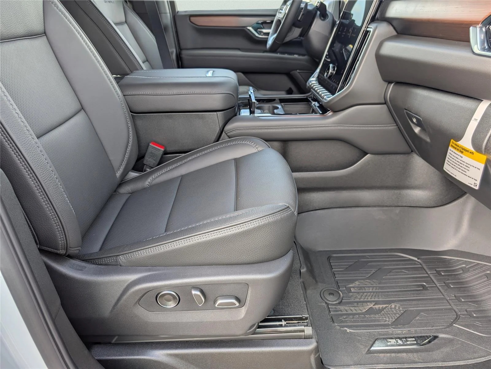 New 2026 Glacier White Tricoat GMC Denali image 23