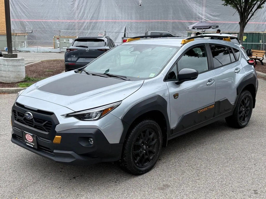 Used 2024 Ice Silver Metallic Subaru Wilderness image 4