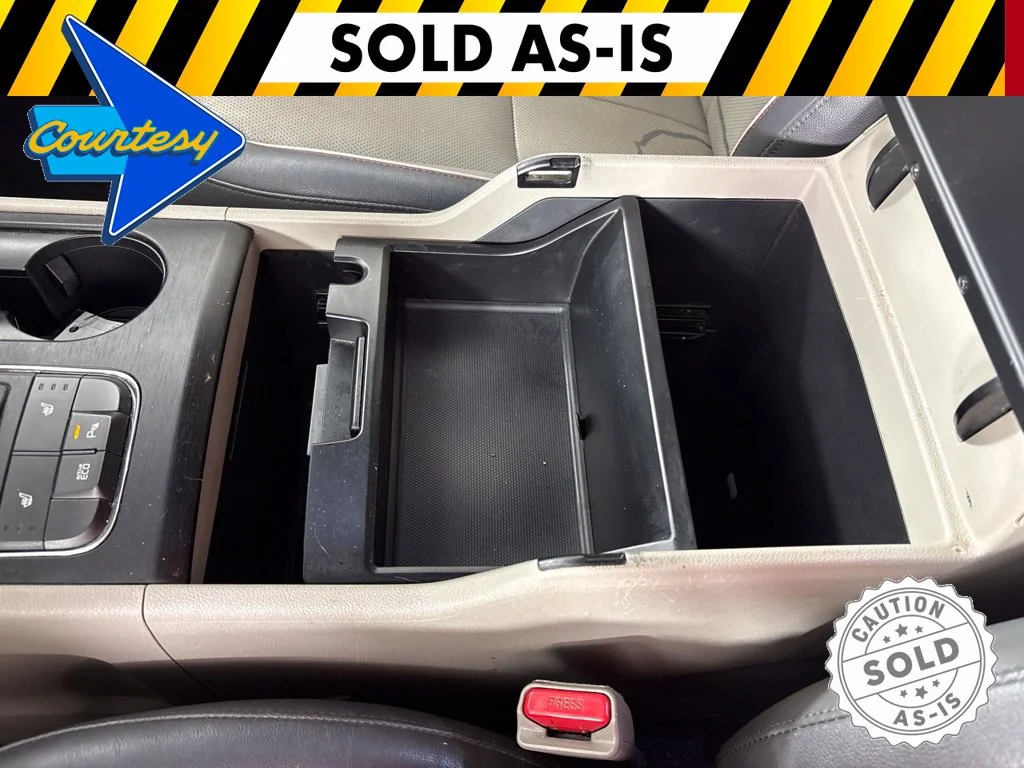 Used 2017 Black Kia LX image 39
