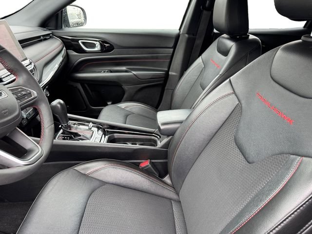 Used 2023 Silver Jeep Trailhawk image 12