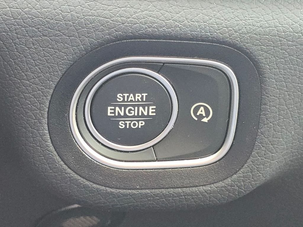 Certified Used 2026 Selenite Grey Metallic Mercedes-Benz GLS 450 image 40