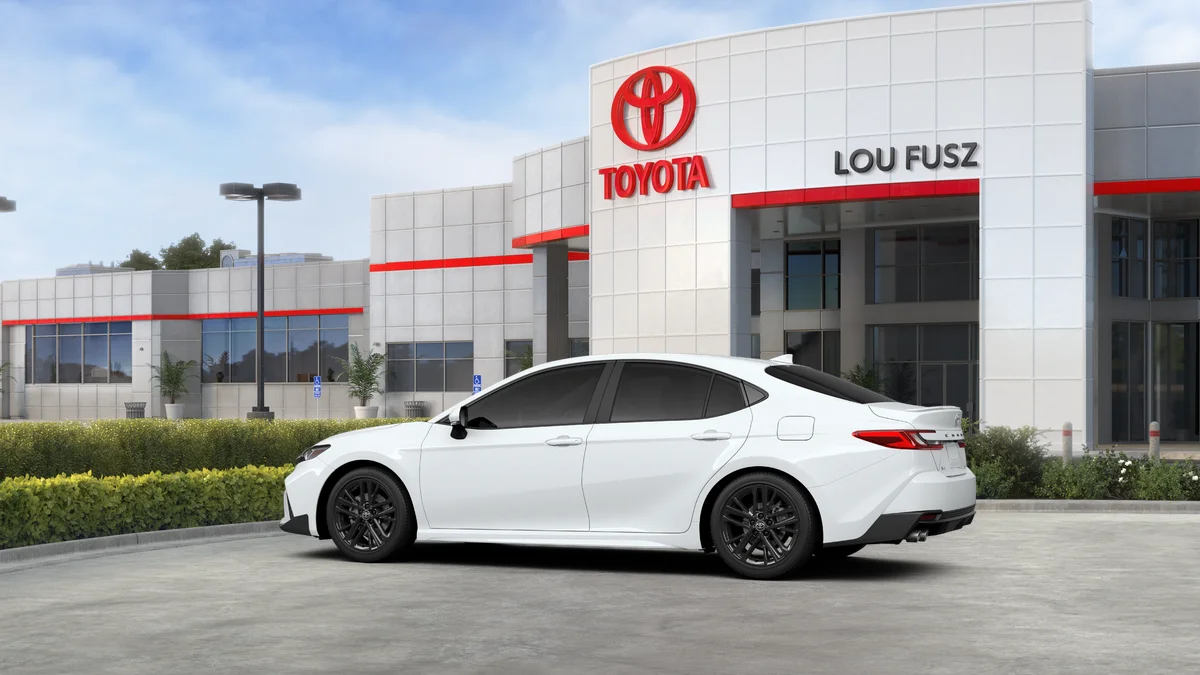 New 2027 Ice Cap Toyota SE image 5