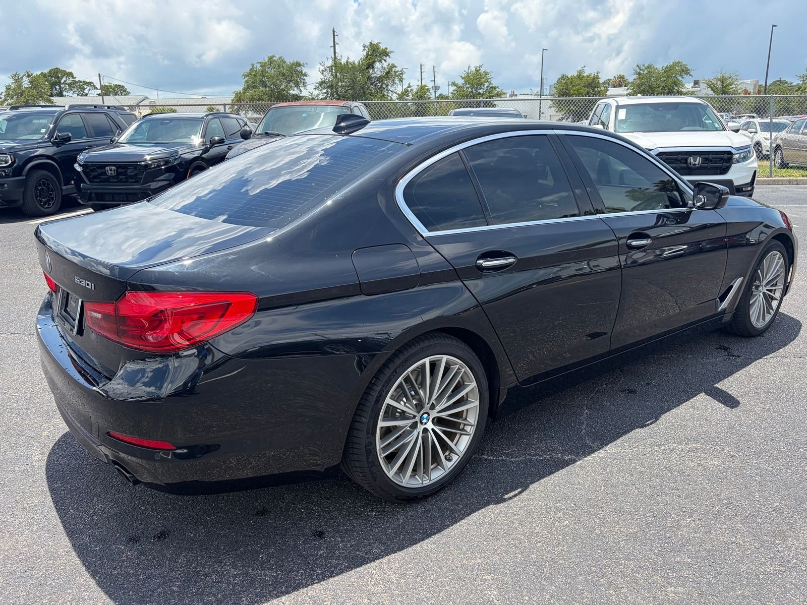Used 2018 Black BMW 530i image 7