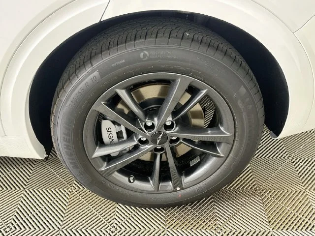 New 2027 Genesis GV70 2.5T Advanced