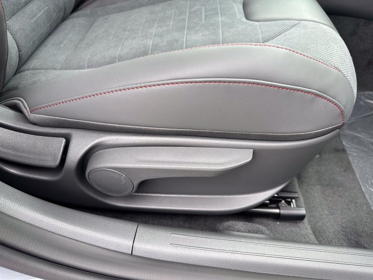 2026 Hyundai Sonata N Line - Photo 34
