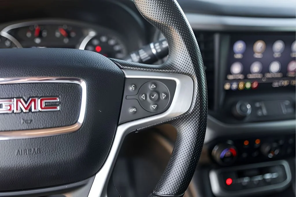 Used 2023 Silver GMC SLE image 15