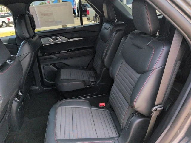 New 2026 Carbonized Gray Metallic Ford ST-Line image 14