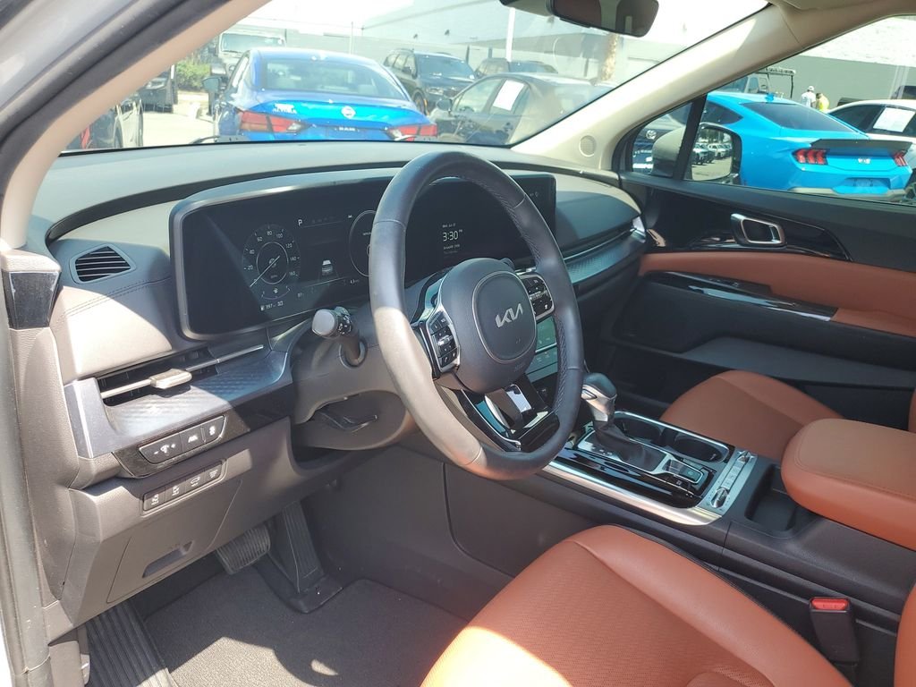 Used 2024 White Kia SX Prestige image 13