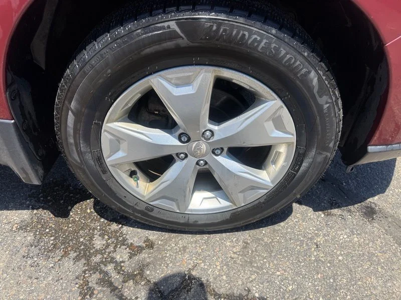 Used 2014 Red Subaru 2.5i Touring image 15
