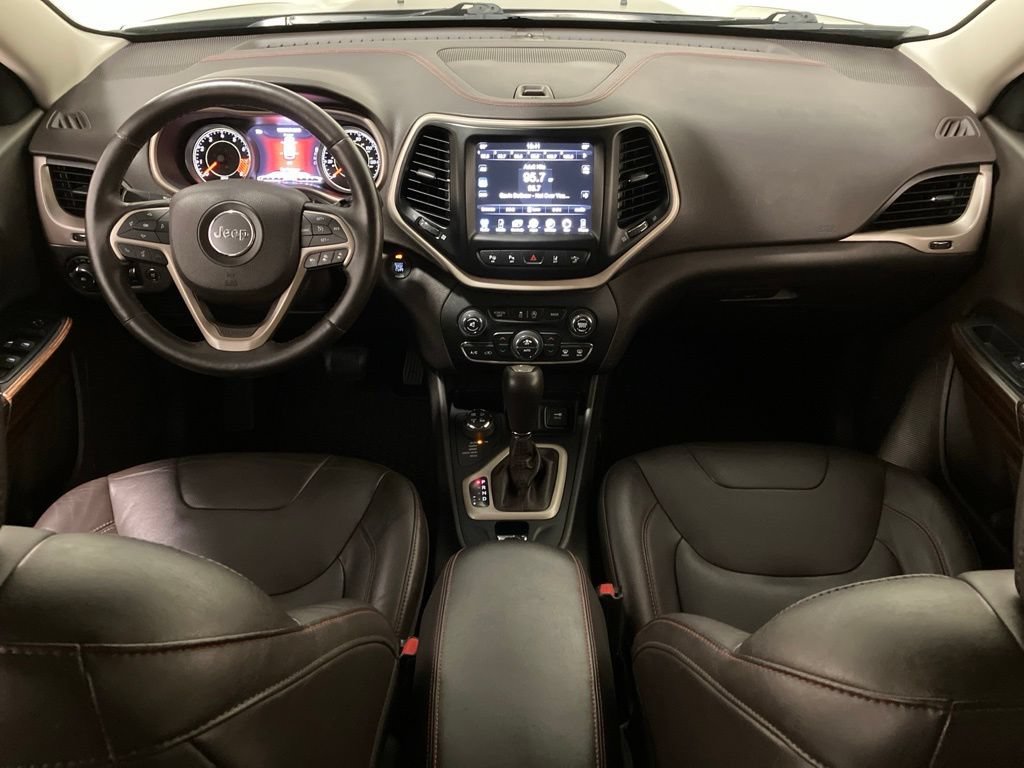 Used 2015 Jeep Cherokee Trailhawk with VIN 1C4PJMBS2FW570749 for sale in Milford, NH