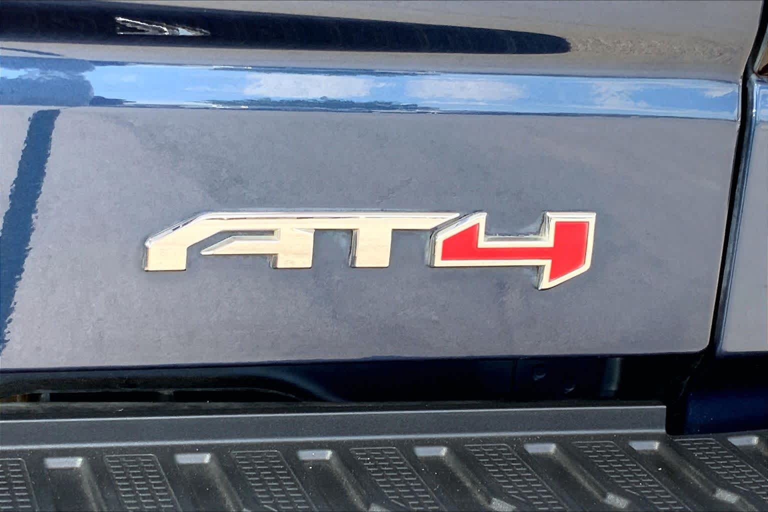 Used 2020 Pacific Blue Metallic GMC AT4 image 10