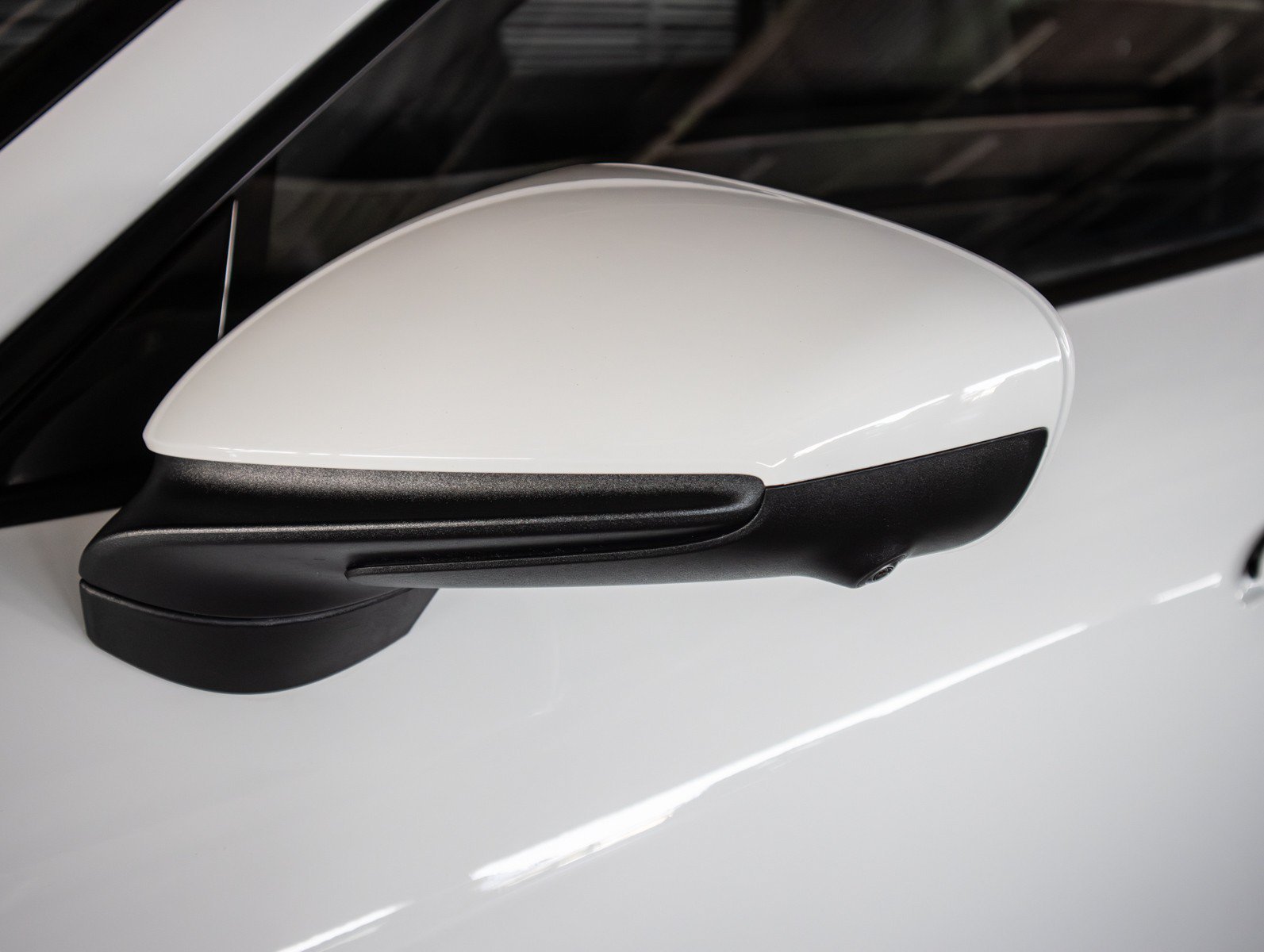 Certified Used 2026 White Porsche 4 image 27
