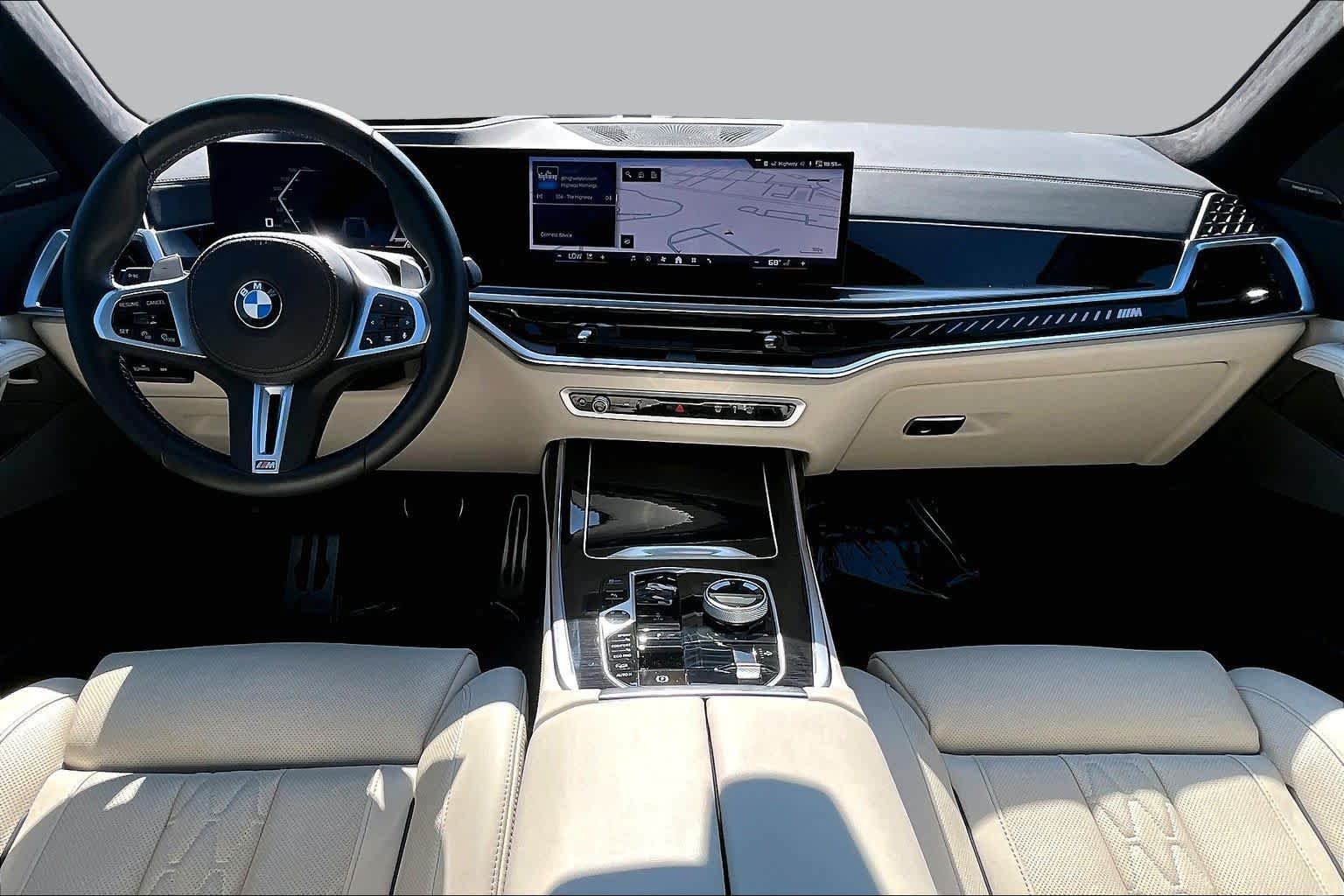 Used 2026 Marina Bay Blue Metallic BMW M60i image 16