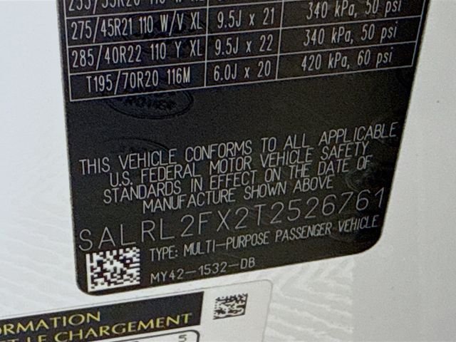 New 2026 Fuji White Land Rover Dynamic SE image 34