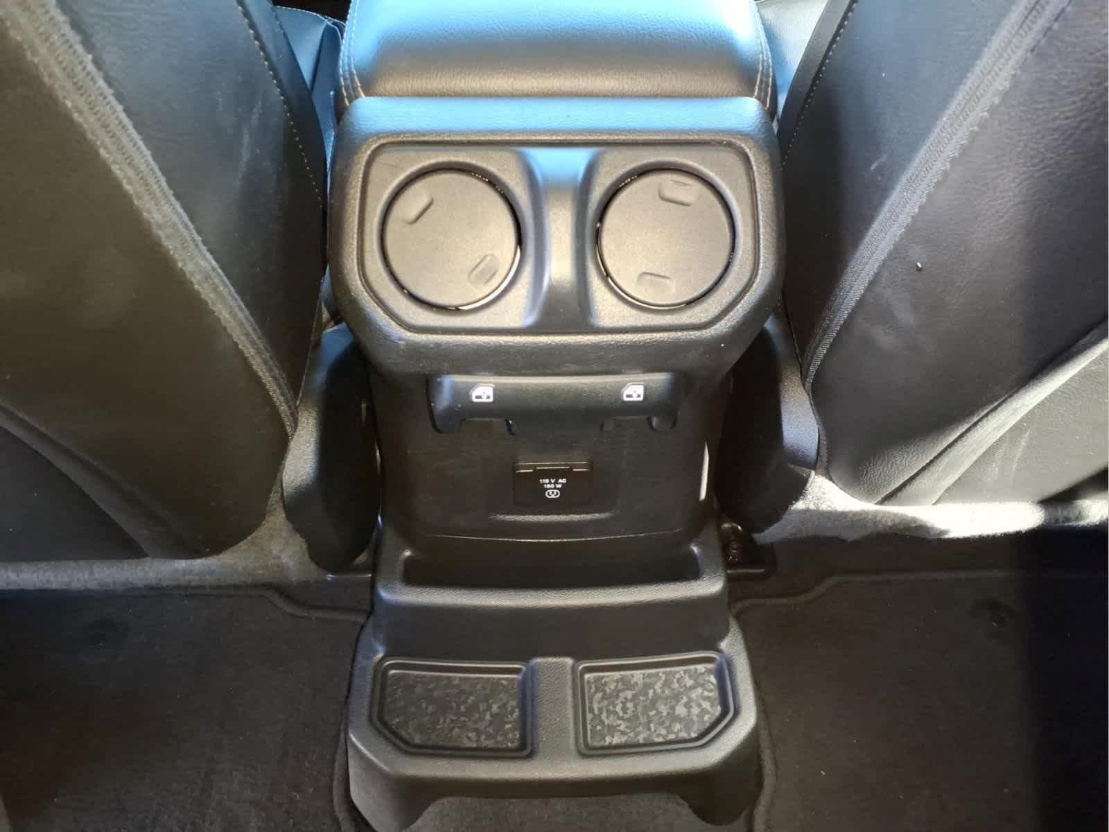 Used 2022 Hydro Blue Pearlcoat Jeep Unlimited Sahara image 30