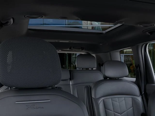 New 2027 Black Kia X-Line SX image 27