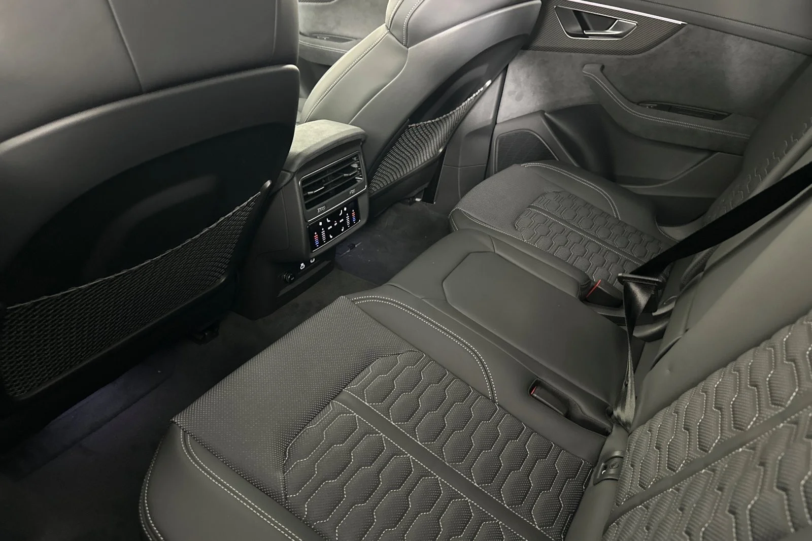 2026 Audi RS Q8 Base - Photo 11