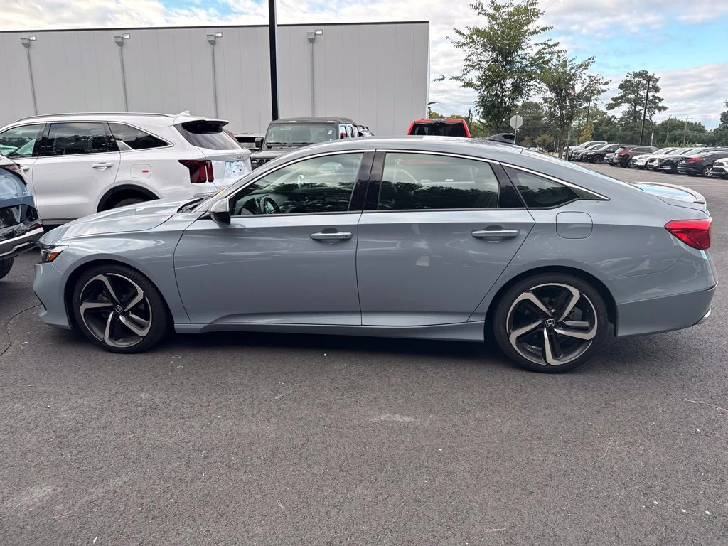 Used 2021 Gray Honda Sport Special Edition image 6