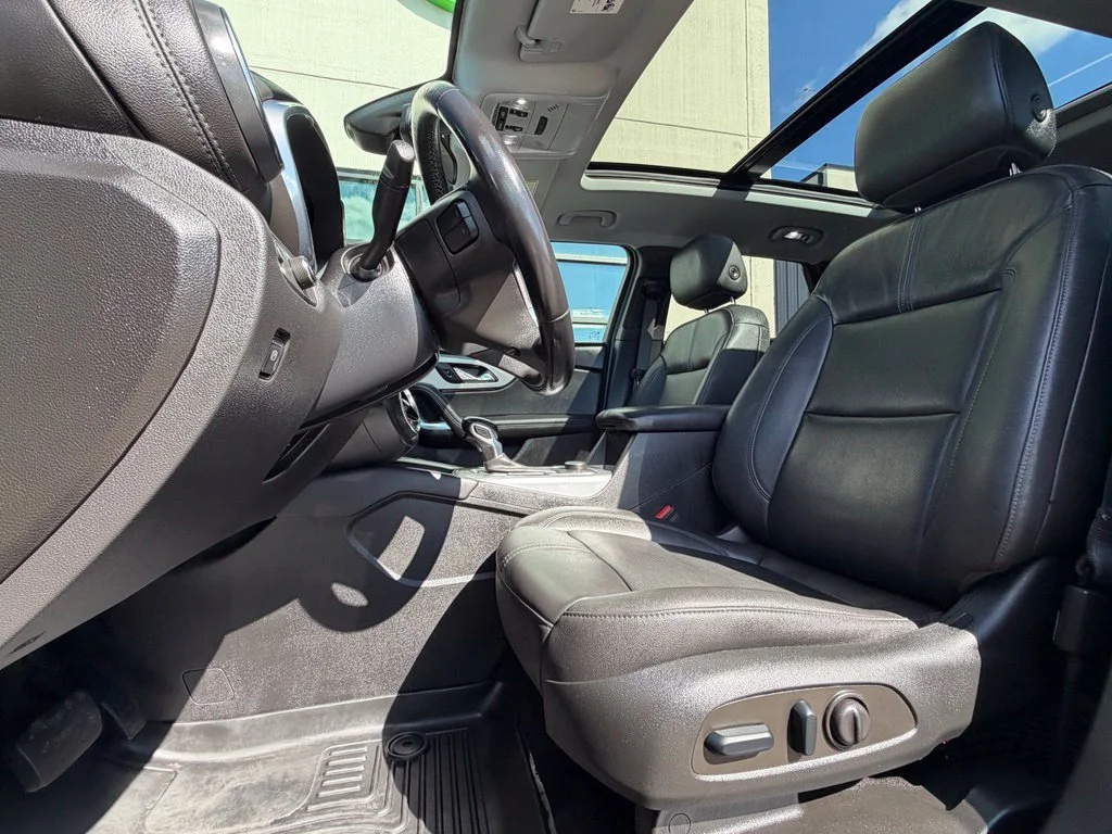 Used 2022 Black Chevrolet LT image 10