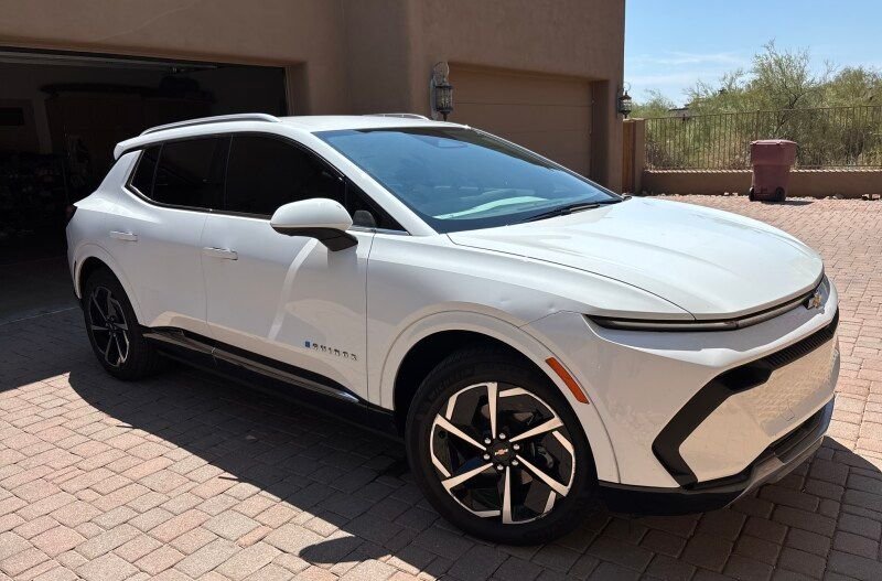 Used 2024 White Chevrolet LT image 2