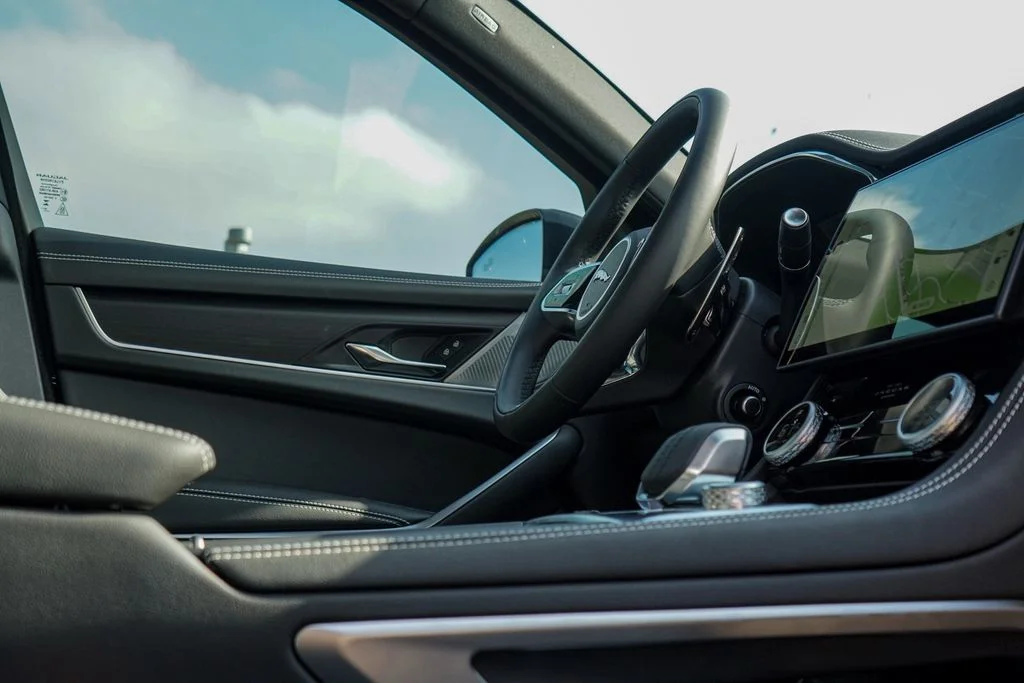 2026 Jaguar F-Pace R-Dynamic S - Photo 32