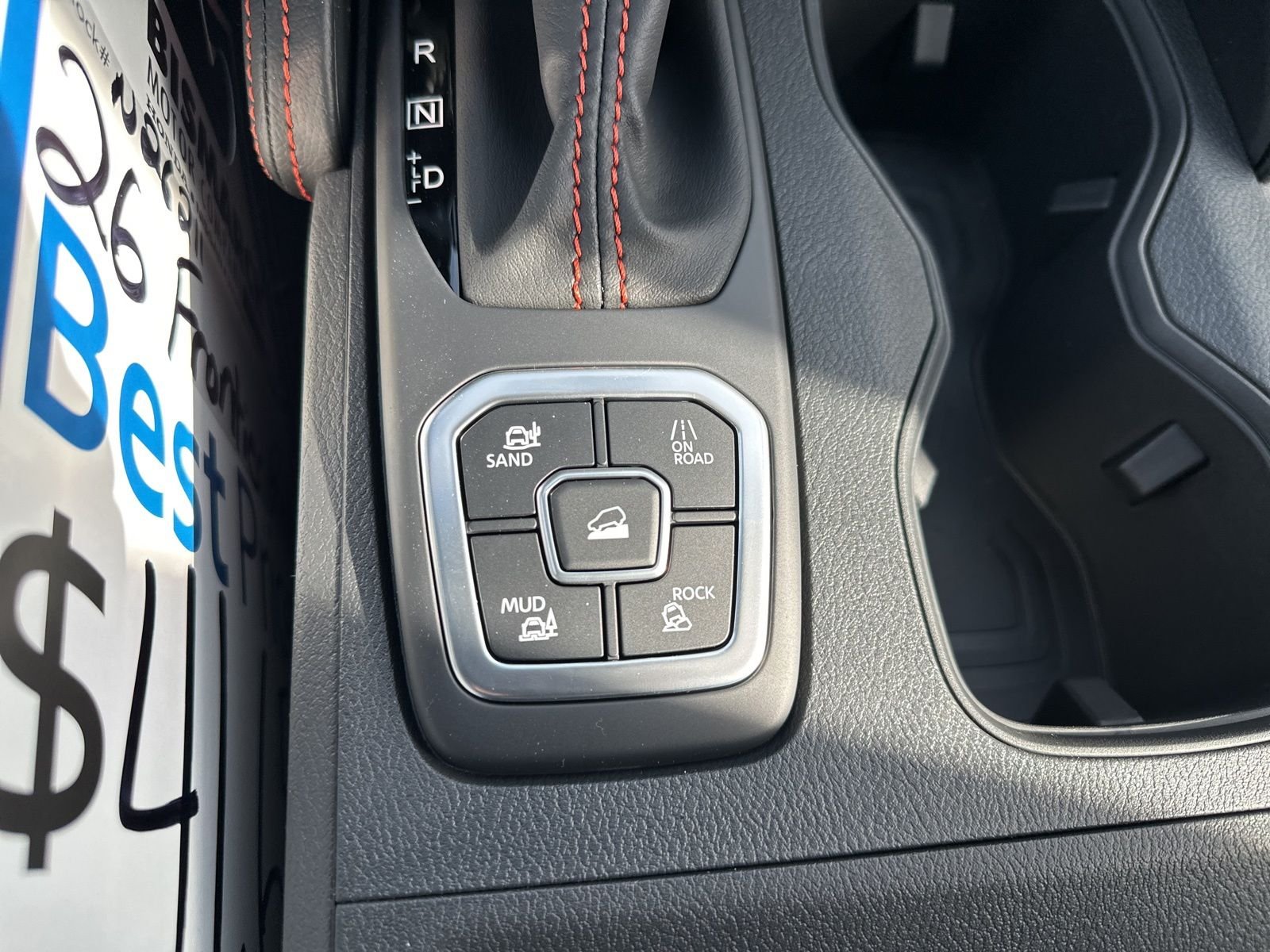 New 2026 White Nissan PRO-4X image 60