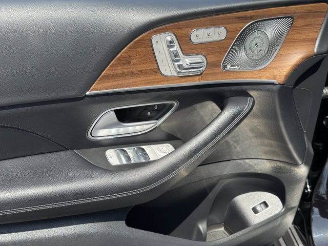 New 2026 Obsidian Black Metallic Mercedes-Benz GLE 350 image 8