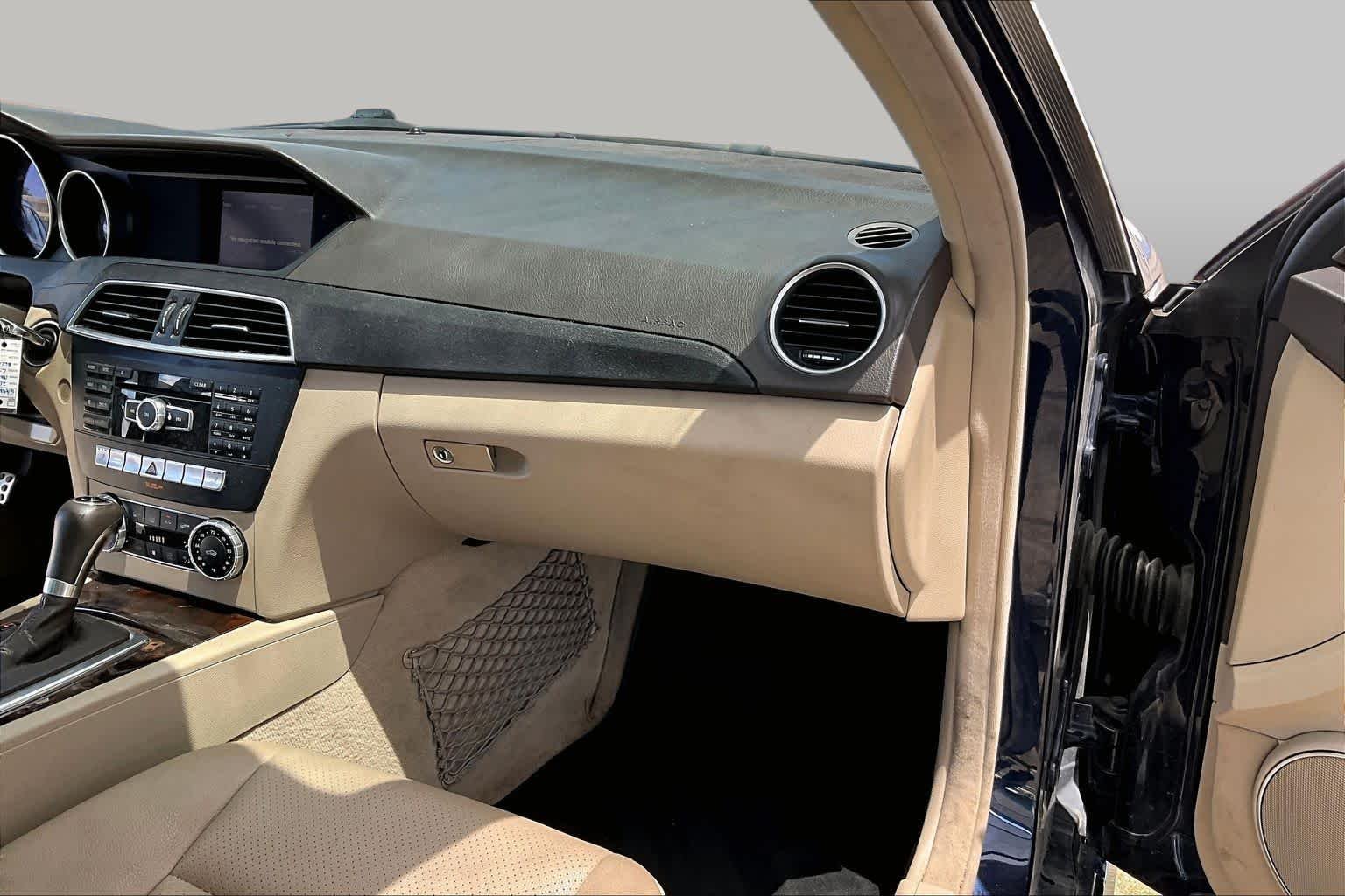 Used 2014 Lunar Blue Metallic Mercedes-Benz C 250 Sport image 19