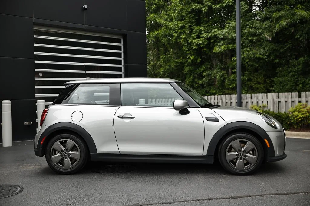 Used 2024 Melting Silver III Metallic MINI Signature image 3