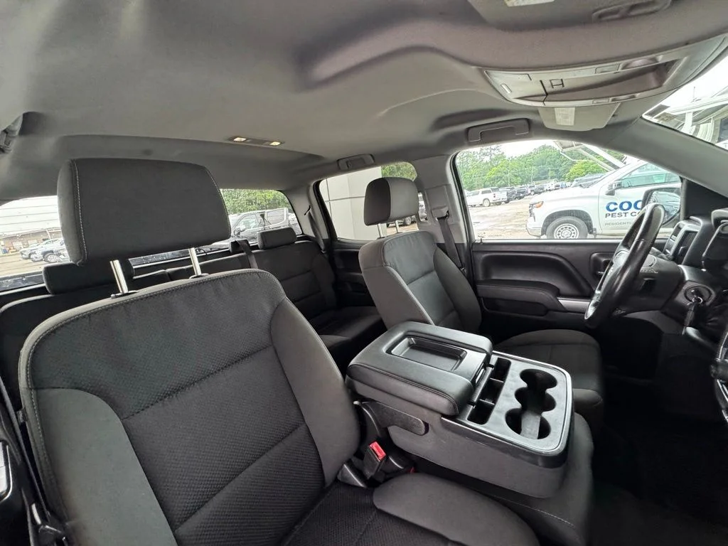 Used 2017 Gray Chevrolet LT image 18