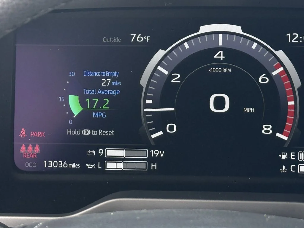 Used 2025  Toyota Limited image 17