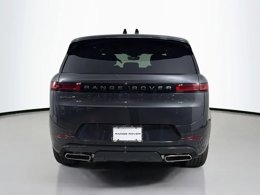 New 2026 Carpathian Grey Land Rover Dynamic SE image 6