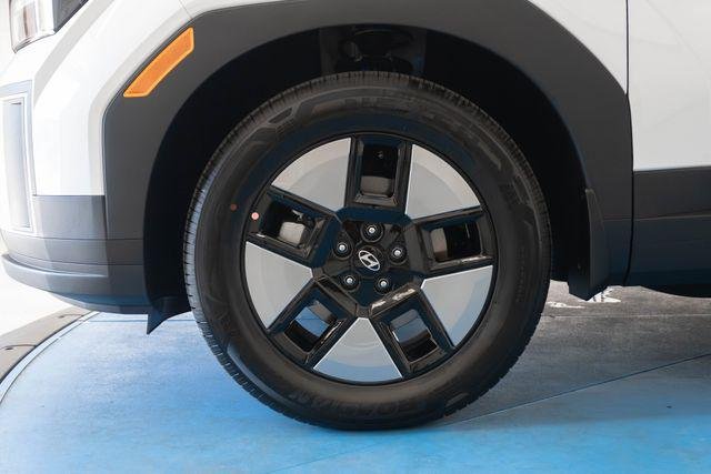 New 2026 White Hyundai SEL image 2