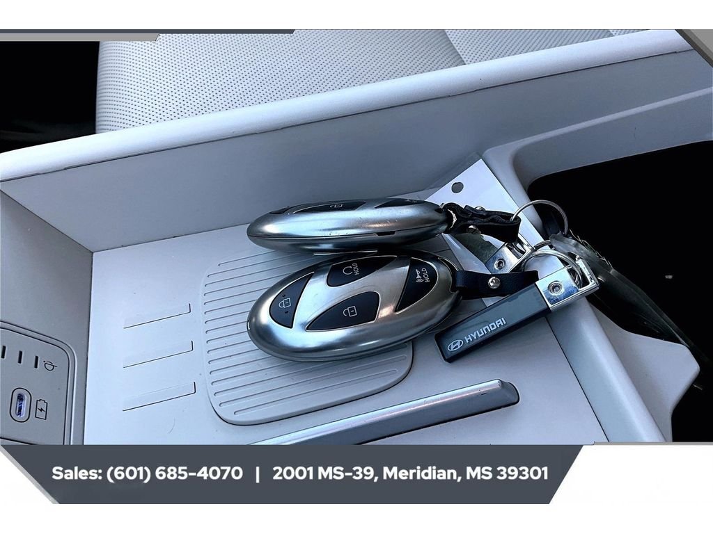 2025 Hyundai Santa Fe SEL - Photo 9
