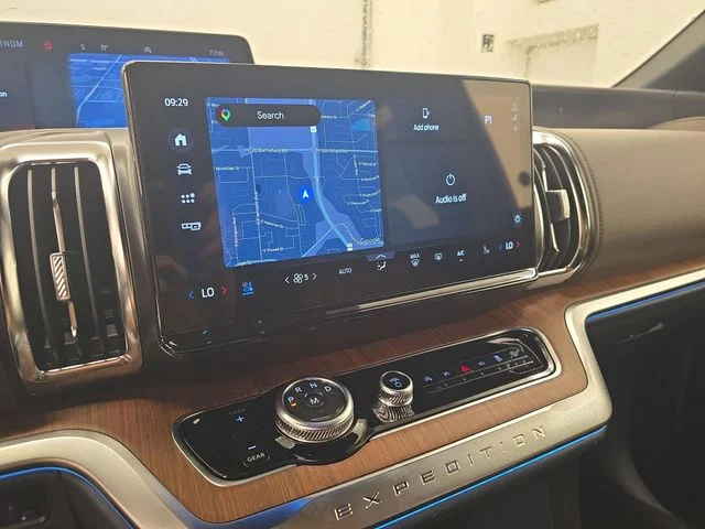 New 2027 Agate Black Metallic Ford King Ranch® image 34