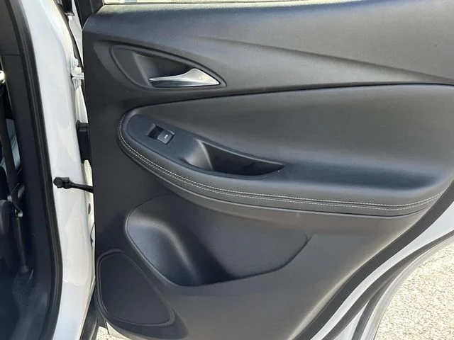 Used 2023 White Buick Preferred image 19