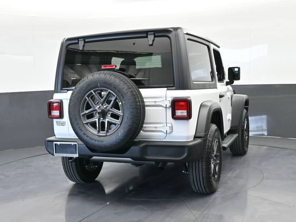 New 2026 Bright White Clear-Coat Exterior Paint Jeep Sport image 5