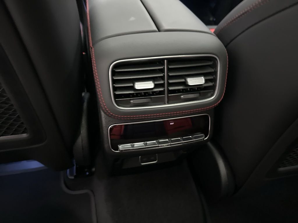 2026 Mercedes-Benz GLE AMG GLE 53 - Photo 24