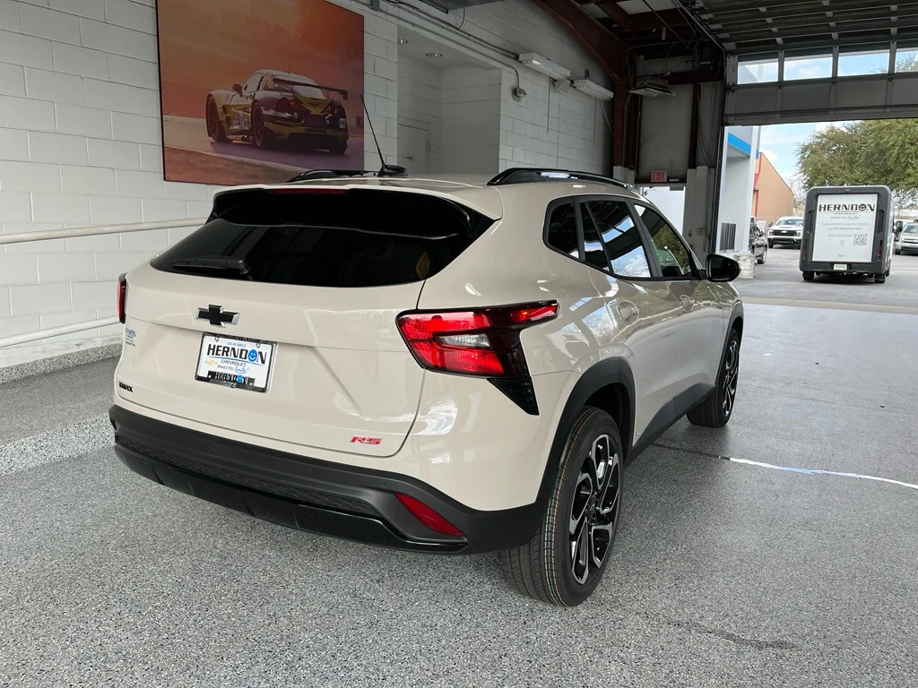 2026 Chevrolet Trax RS - Photo 10