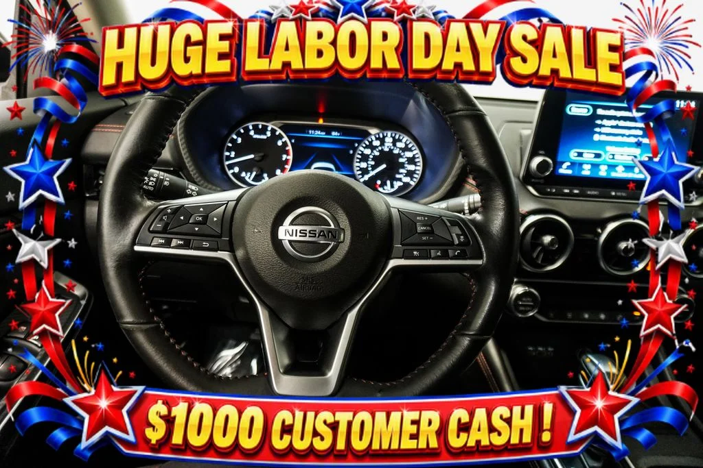 Used 2022 White Nissan SR image 12