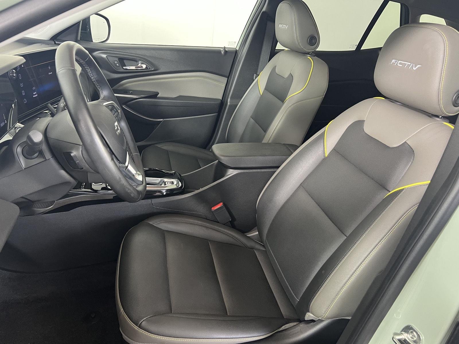 Used 2025 Cacti Green Chevrolet ACTIV image 4