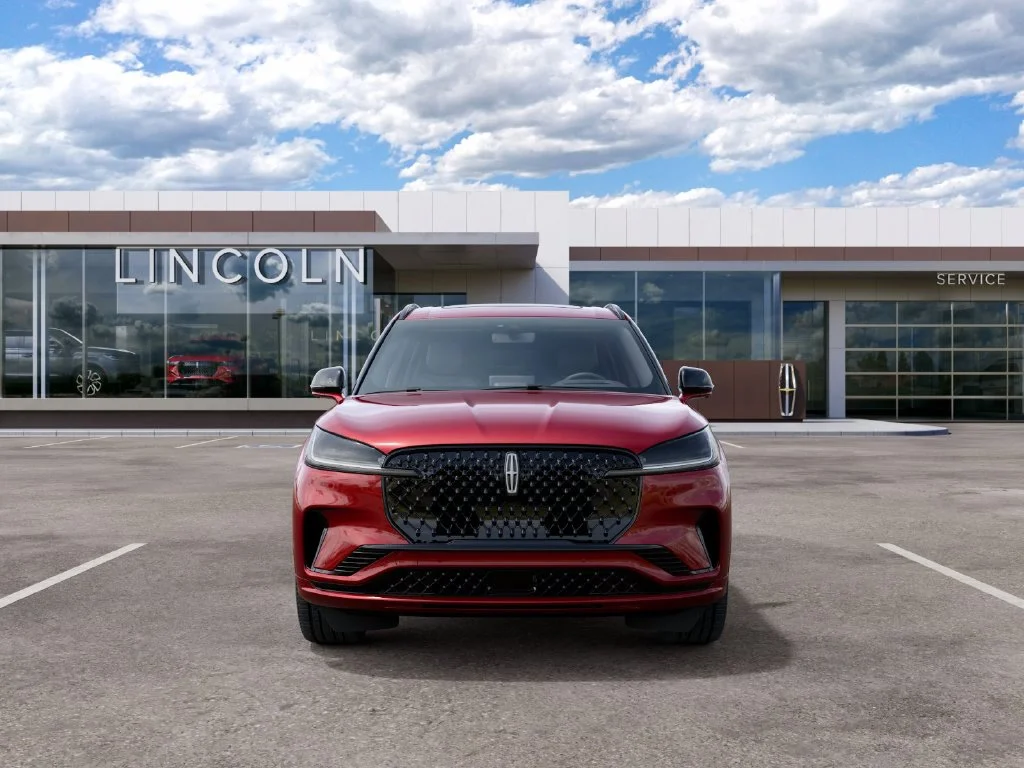 New 2027 Red Lincoln Reserve image 3