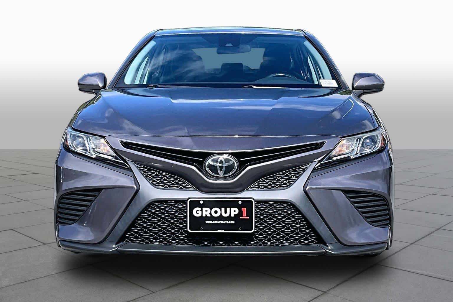 Used 2019 Predawn Gray Mica Toyota SE image 4